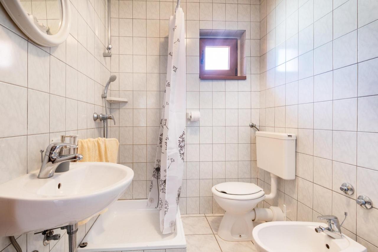 Apartments Mira Неум Екстериор снимка