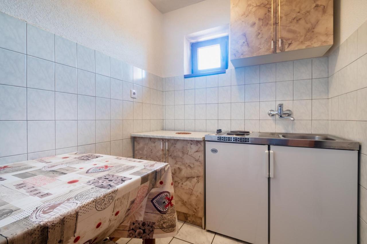 Apartments Mira Неум Екстериор снимка