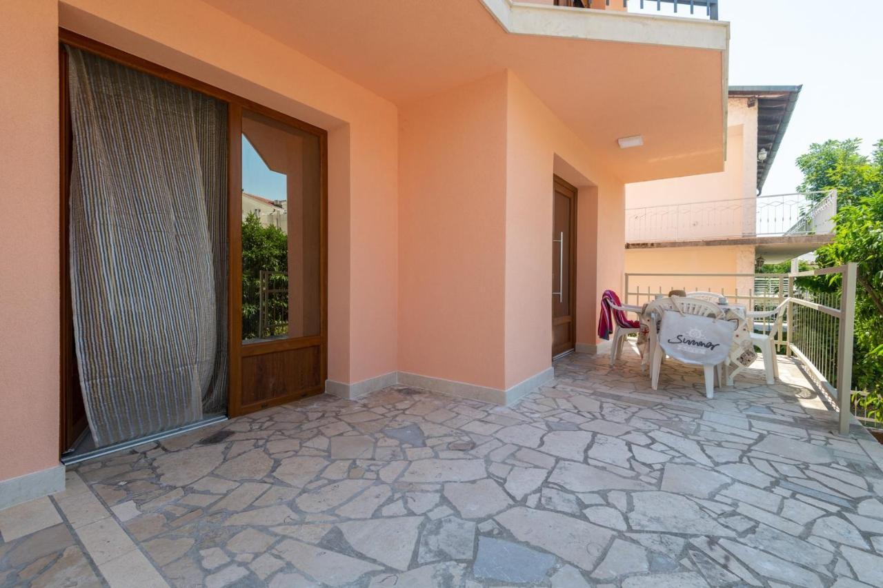 Apartments Mira Неум Екстериор снимка